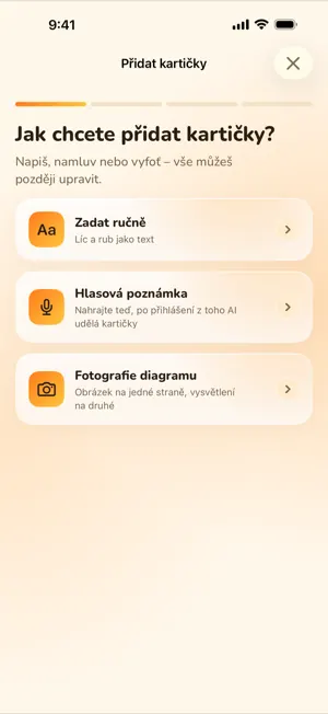 Obrazovka přidání kartiček se třemi možnostmi: napsat kartičku, nahrát hlasovou poznámku, ze které AI udělá kartičky, nebo použít fotku