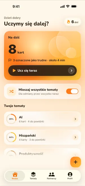 Ekran główny z fiszkami na dziś, przyciskiem nauki, serią i Twoimi tematami
